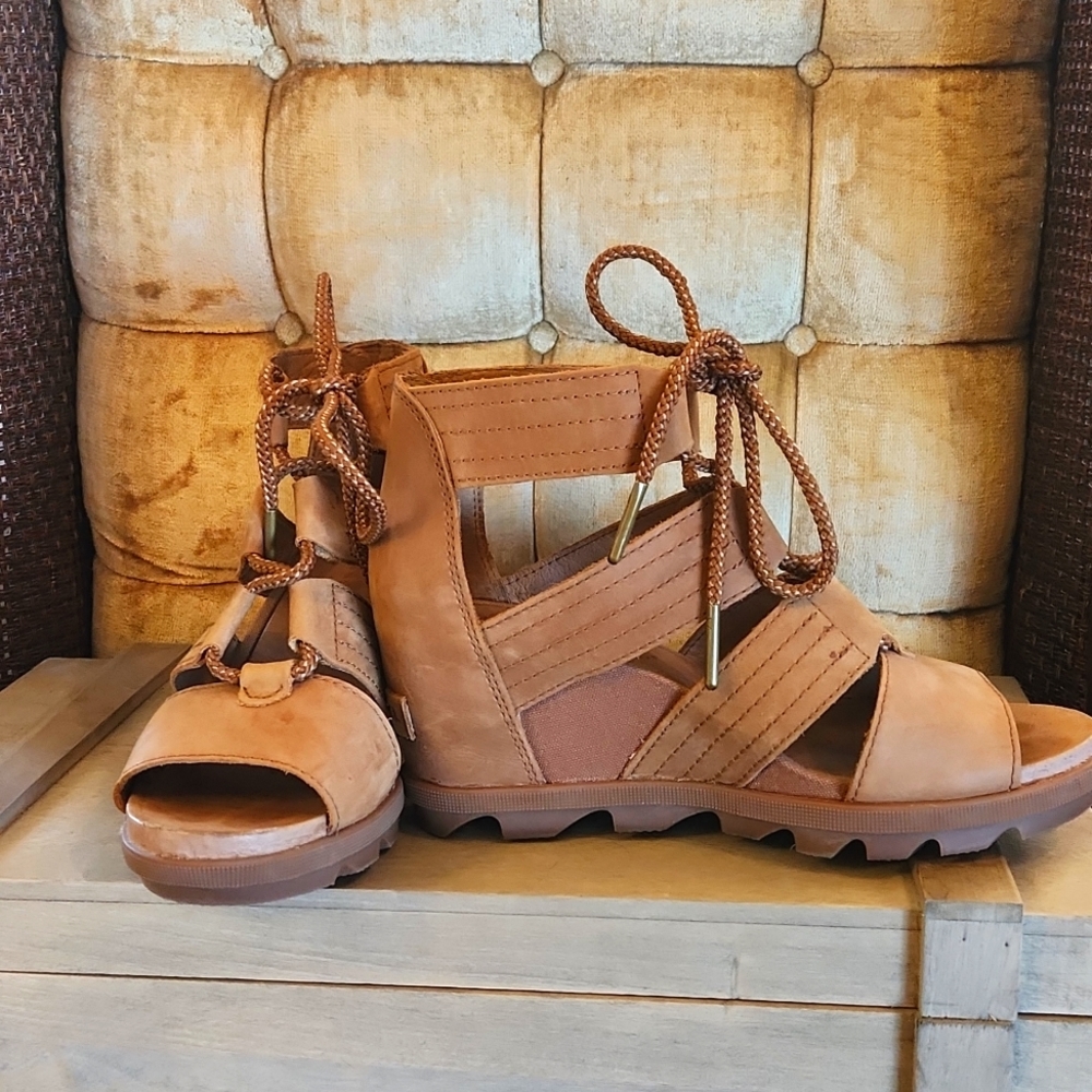 Sorel Joanie II lace up sandal